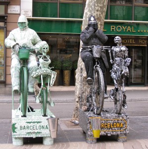 Street-Artists-on-La-Rambla-Barcelona-Spain
