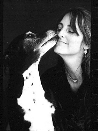 Paloma Kissing Me