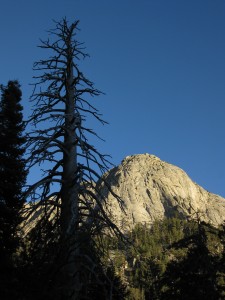 dusk-view-of-tahquitz-rock-idyllwild-california