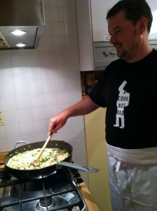 tim-cooking-in-the-blogville-apartment-bologna-italy
