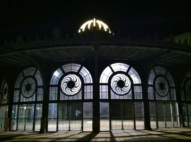 Post image for Glass-ology: A Photo Gallery from My Translucent Travels